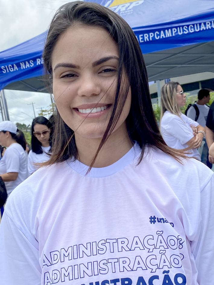 Enade2022_Aluna_Administração.jpg