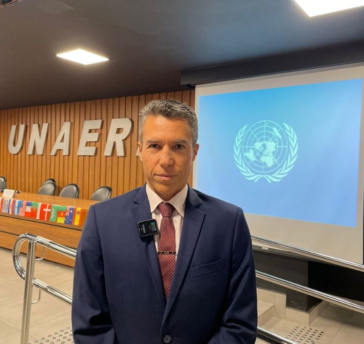 Aluna Sergio_dentro_site.jpg