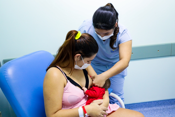 HEB _ Aleitamento Materno.jpg