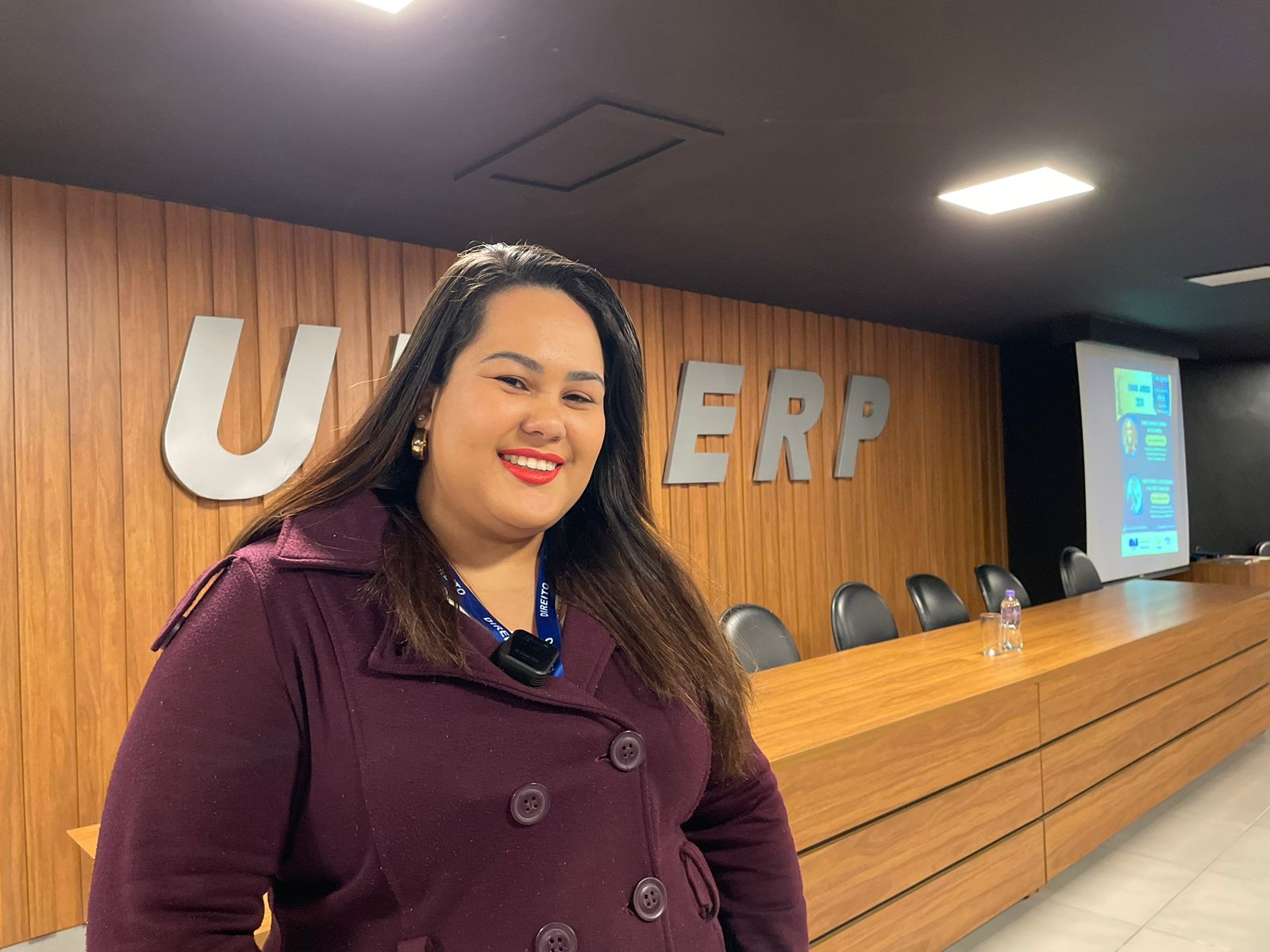 direito-semana-juridica-siciane-aluna.jfif