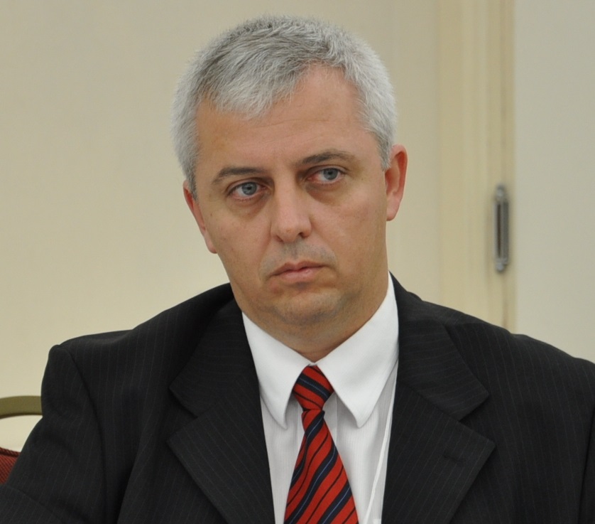 O professor doutor Carlos Alberto Nogueira de Almeida, docente do curso de Medicina da Unaerp 